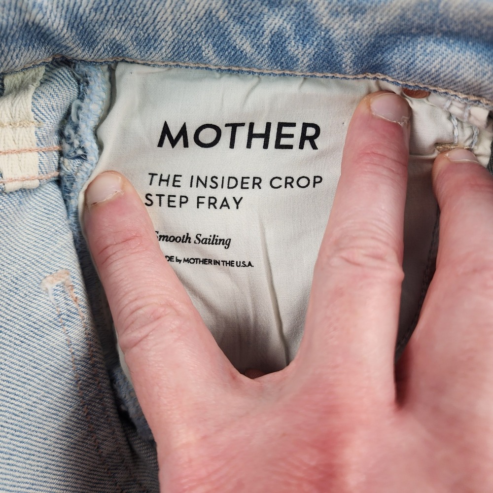 MOTHER The Insider Crop Step Fray Jeans Women 26 Smooth Sailing Light Wash - Picture 4 of 10